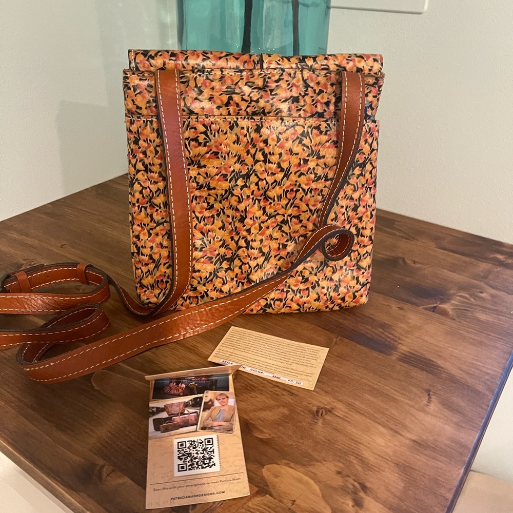 Patricia Nash - Italian leather purse - floral
